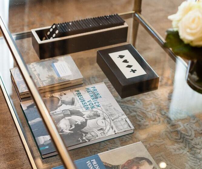 豪华套房, Fairmont Hotel Vier Jahreszeiten, Hotel Des Jahres 2023 & 2024  Die 101 Besten