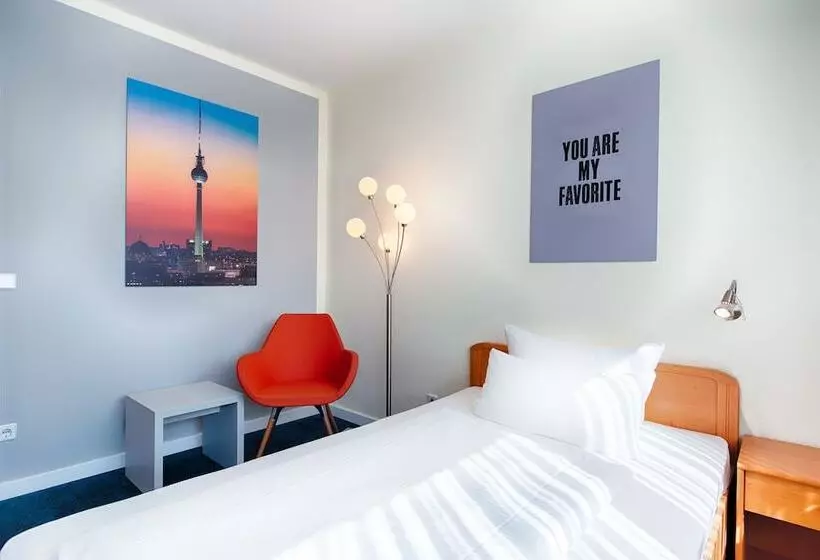 Quarto standart individual, Carolinenhof