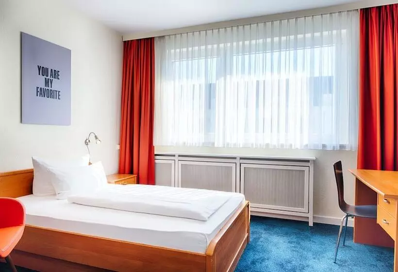 Quarto standart individual, Carolinenhof