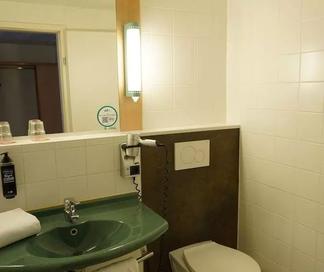 اتاق خانوادگی, Ibis Berlin Messe