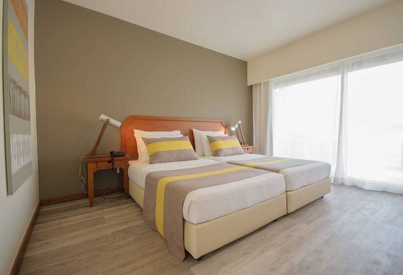 اتاق لوکس, Oasis Belorizonte