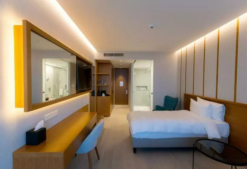 اتاق استاندارد با بالکن, Radisson Beach Resort Larnaca