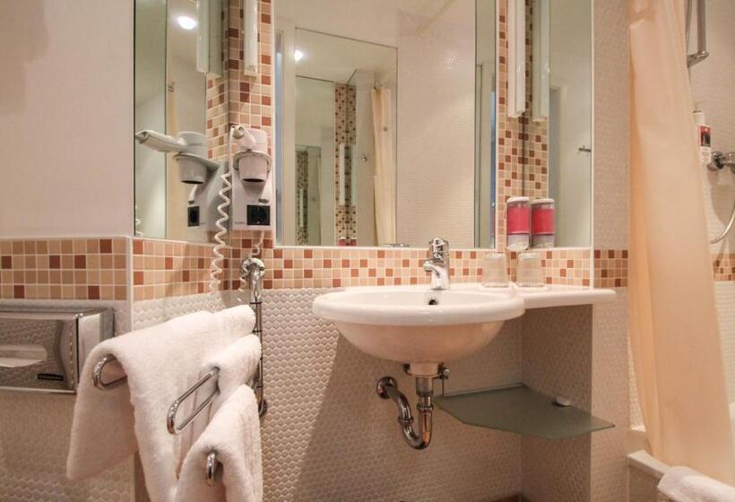 اتاق استاندارد یک نفره, Sachsenhof