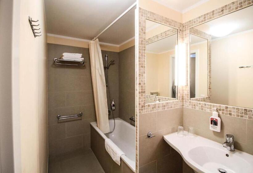 اتاق استاندارد, Sachsenhof