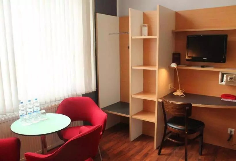 Standard Quadruple Room, Sachsenhof