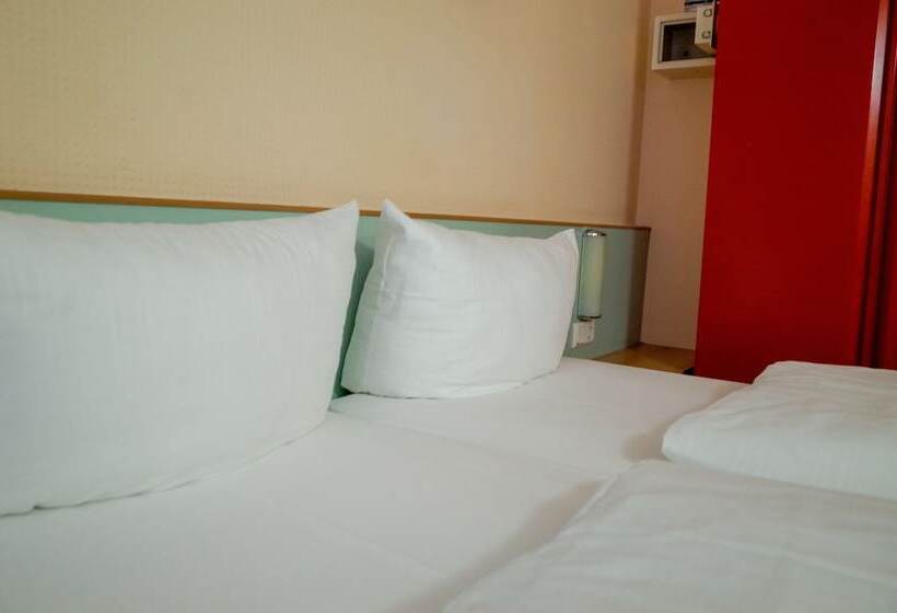 اتاق استاندارد, Sachsenhof