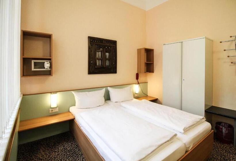 اتاق استاندارد, Sachsenhof