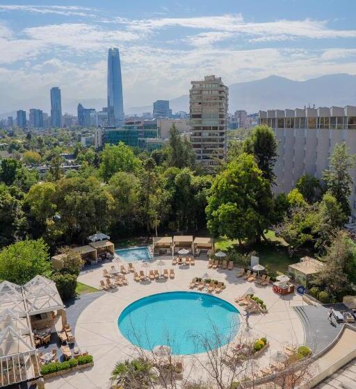 带泳池观景的豪华房, Sheraton Santiago Hotel & Convention Center