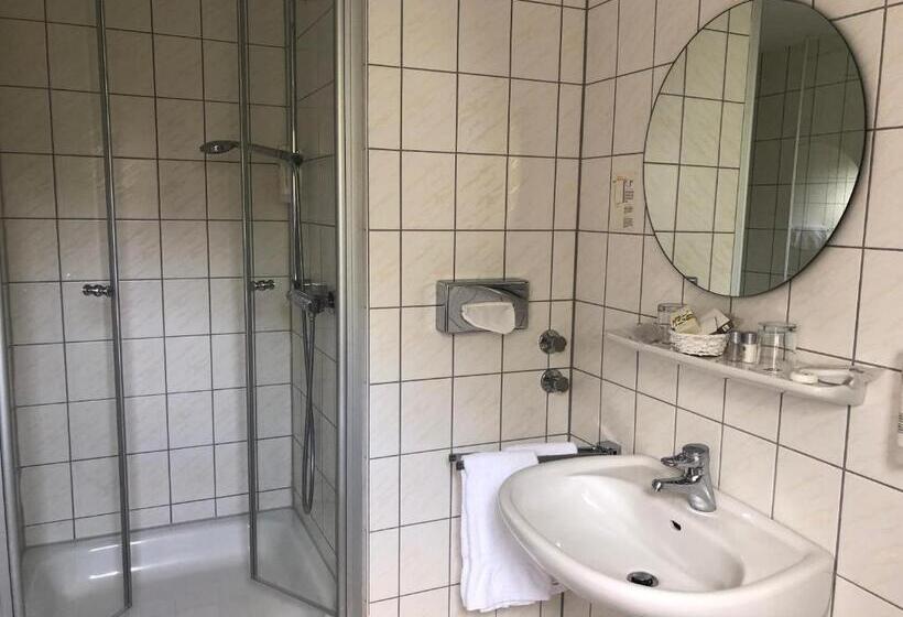 高级单人间, & Gastropark Loemühle