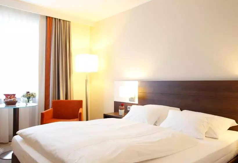 コンフォートトリプルルーム, Parkhotel Wittekindshof