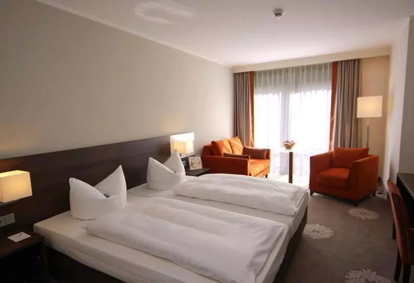 コンフォートトリプルルーム, Parkhotel Wittekindshof