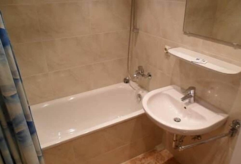 غرفة قياسية, Europa