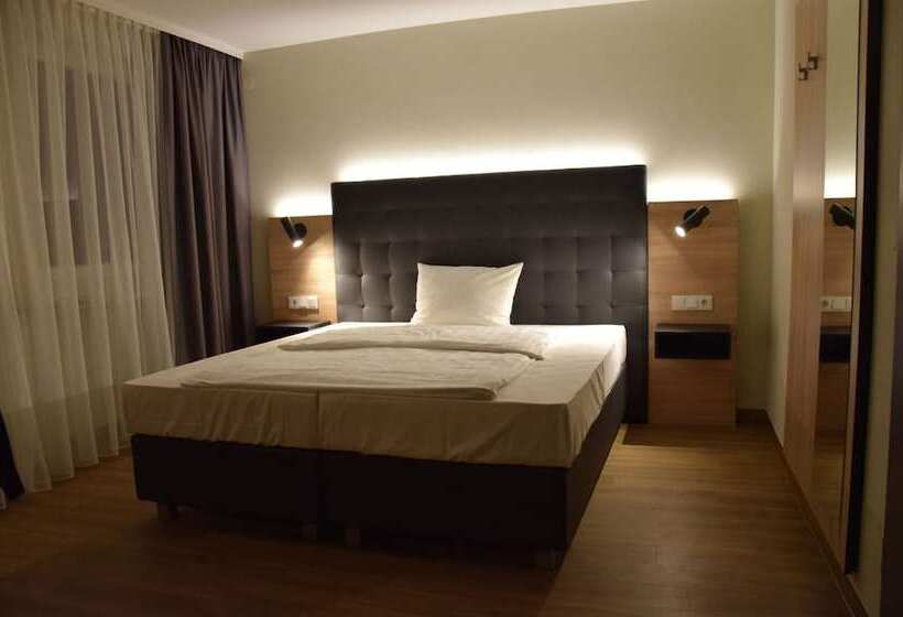 スタンダードルーム, Kempf