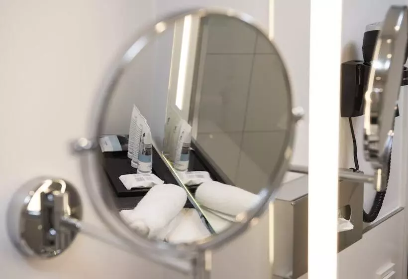 Superior-huone, Mercure Hotel Mannheim Am Friedensplatz