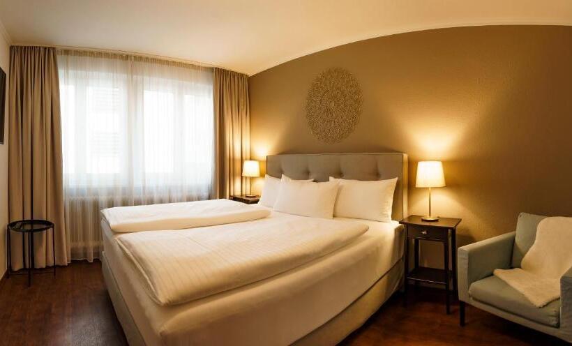 דירת חדר, Rappen Am Münsterplatz