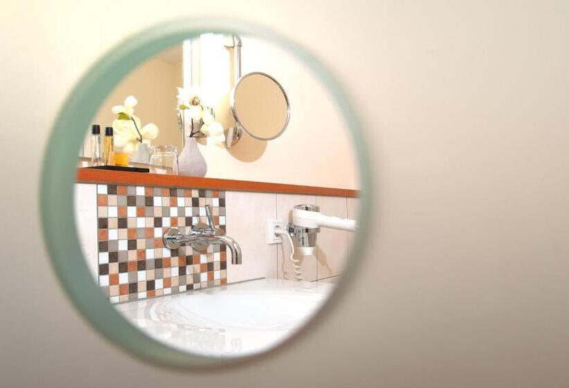 اتاق راحتی یک تخته, Rio