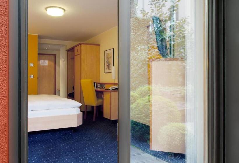 اتاق راحتی, Rio