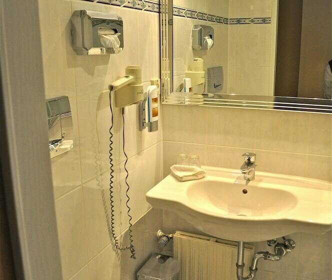 コンフォートシングルルーム, Savoy