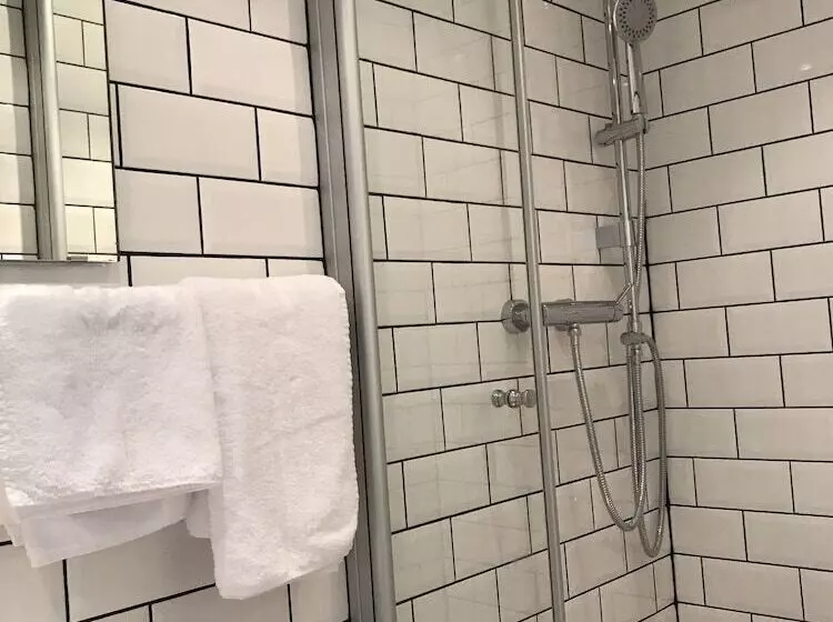 اتاق استاندارد یک نفره, Smarthotel Mystique Self Check In