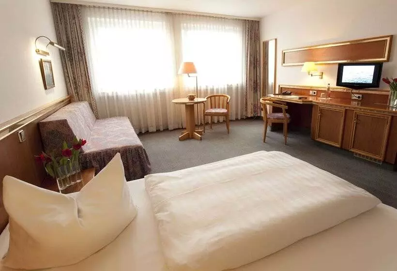 اتاق استاندارد یک نفره, Top  Post Frankfurt Airport