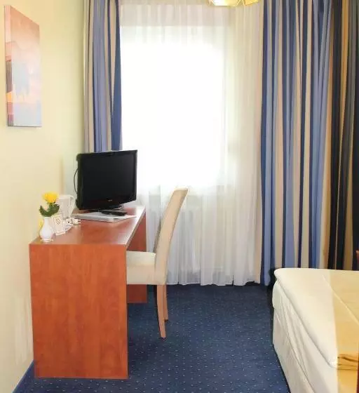 Standard Yhden Hengen Huone Jokinäkymä, Parkhotel Rüdesheim