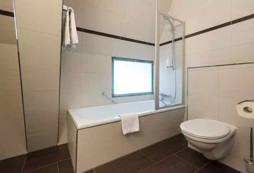 اتاق استاندارد, Schlosshotel Weilburg