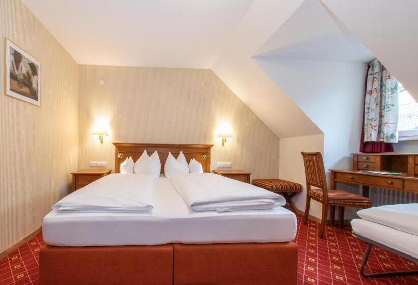 Трехместный Номер Комфорт, Brauerei Gasthof Hotel Post