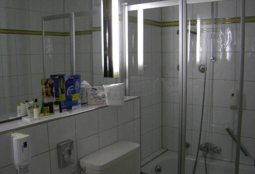 스탠다드 룸 1층, Alpenhotel Kronprinz