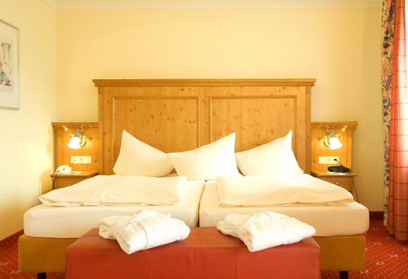 스탠다드 발코니 룸, Alpenhotel Kronprinz