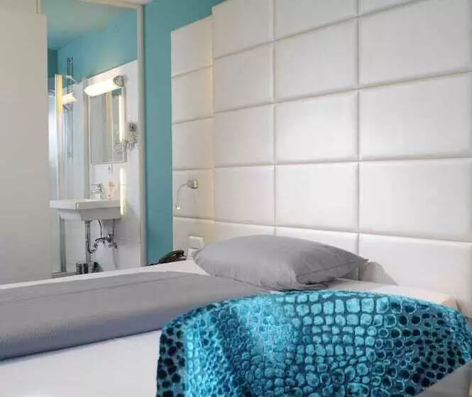 اتاق سوپریور با بالکن, Best Western Hotel Würzburg Süd