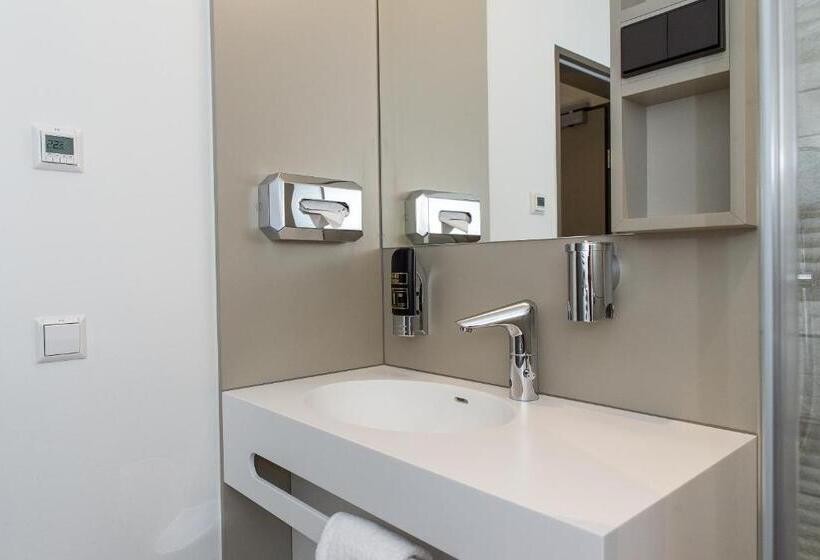 舒适型单人间, Goldenes Rad