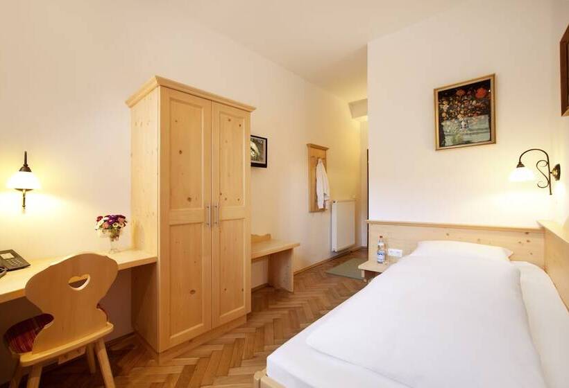 اتاق استاندارد, Hahn