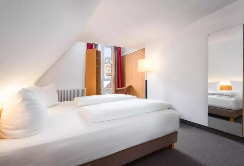 Suite, Nepomuk