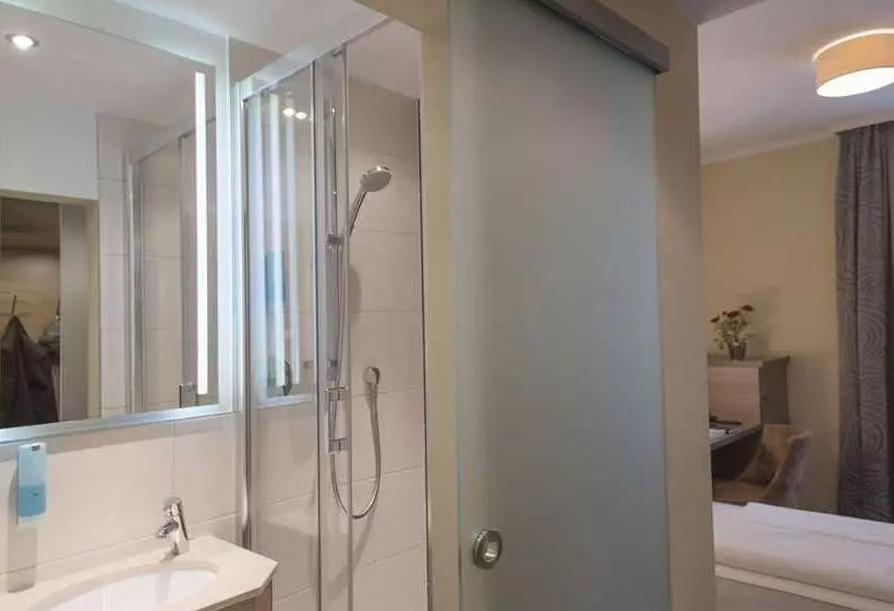 Habitación Estàndard Individual, Schlicker