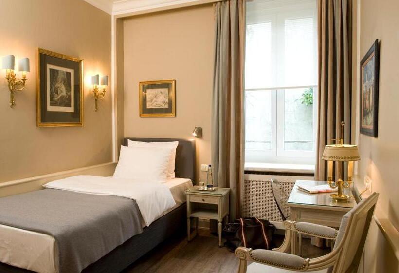 اتاق یک تخته با چشم‌انداز باغ, Boutique Hotel Splendid