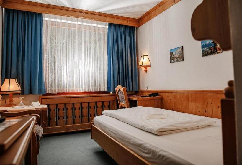 클래식 싱글 룸, Vier Jahreszeiten