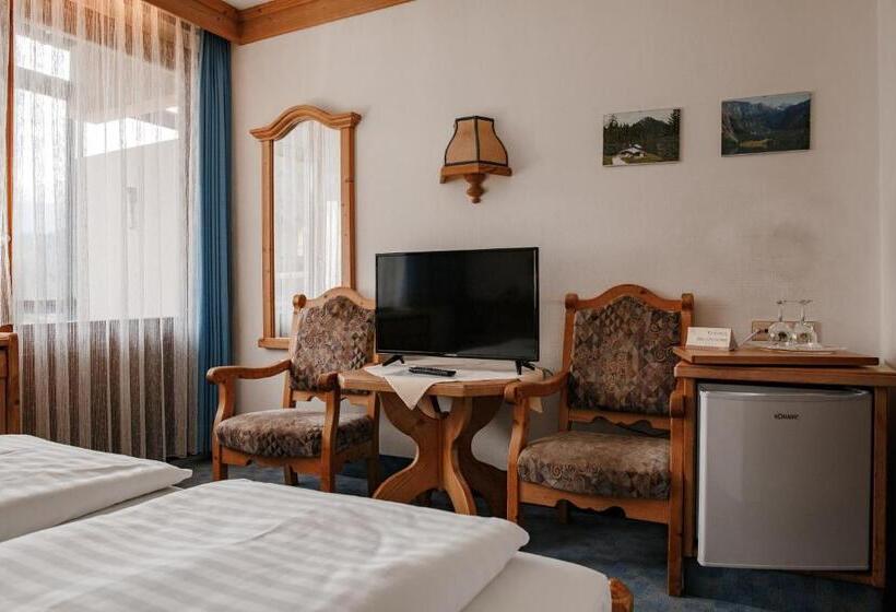 수피리어 룸, Vier Jahreszeiten