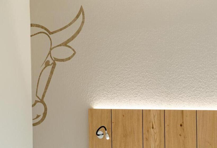 Номер Стандарт, Zum Goldenen Ochsen Am Schlossgarten