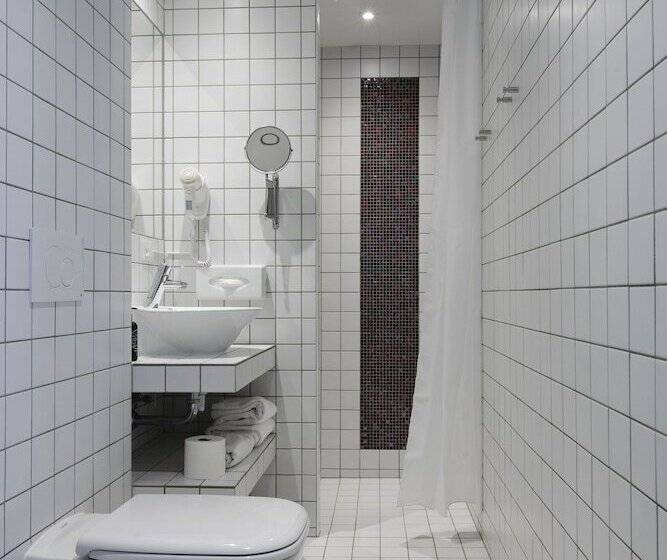 חדר סטנדרט יחיד, Strandparken