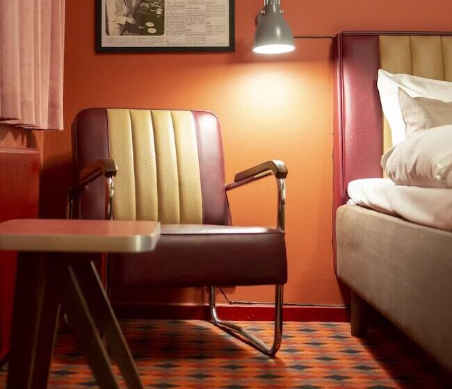 트리플 클래식 룸, Wittrup Motel