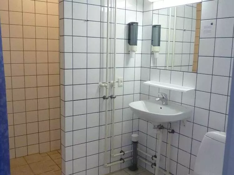 Superior Neljän Hengen Huone, Wittrup Motel