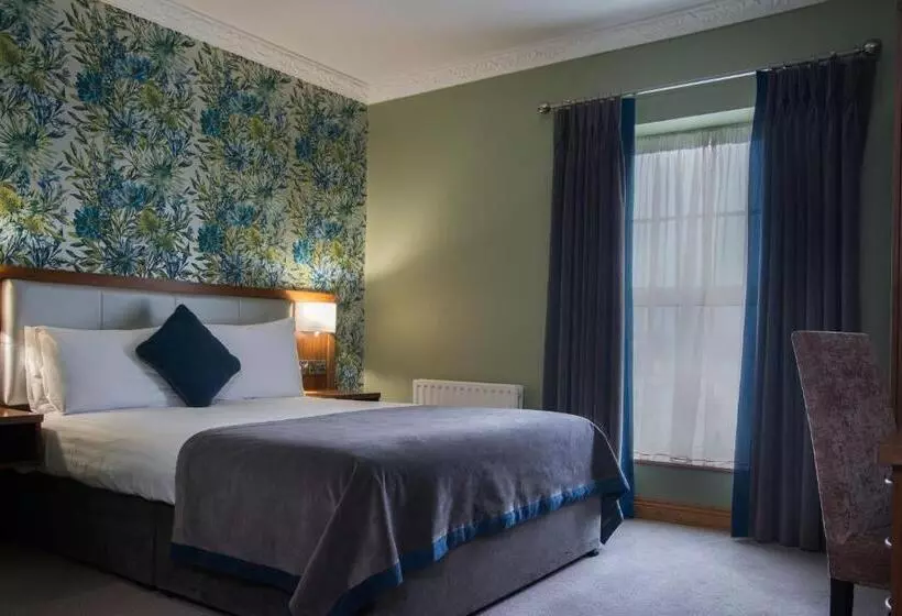 Standard Yhden Hengen Huone, Holyrood Hotel   Leisure Centre & The Spa At Orchids