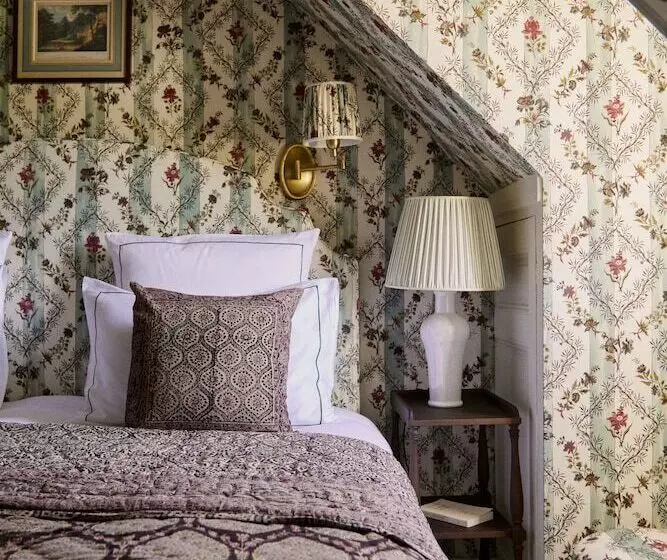 Superior Room, Abbaye Des Vaux De Cernay