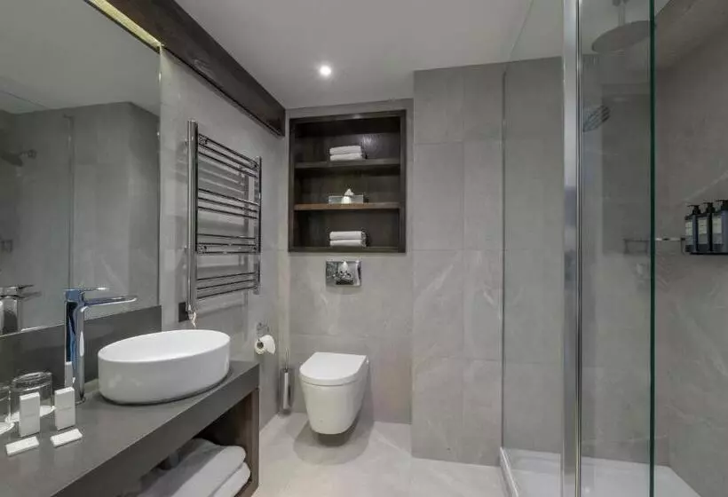 Executive Suite, Dingle Skellig