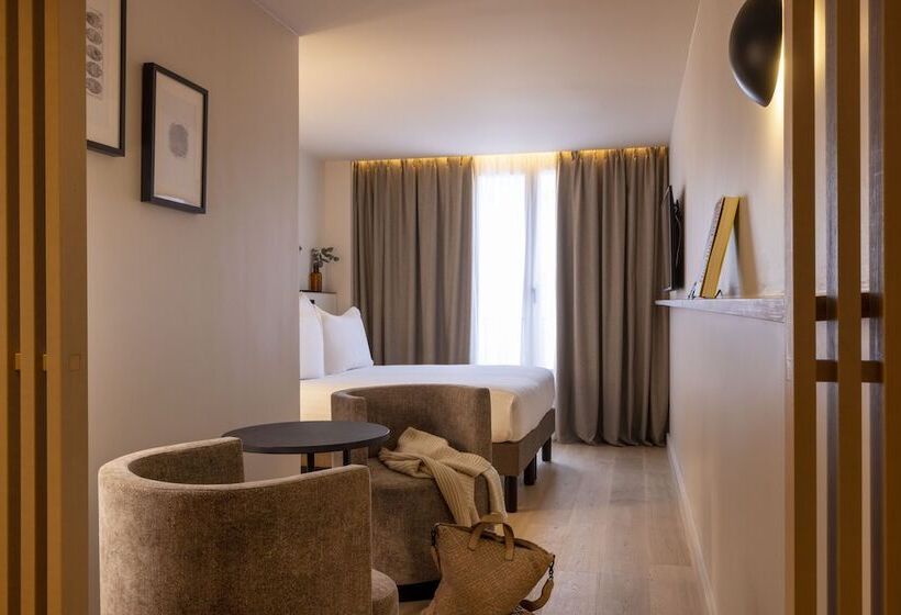 スーペリアールーム, Esté