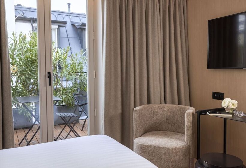 テラス付スーペリアルーム, Esté