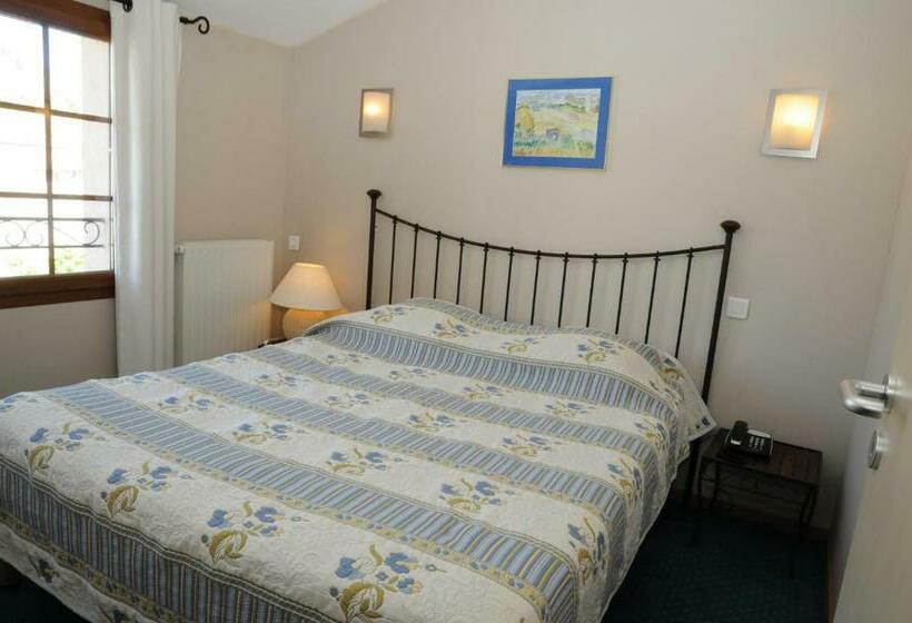 스탠다드 룸, Grand Hôtel Du Cours