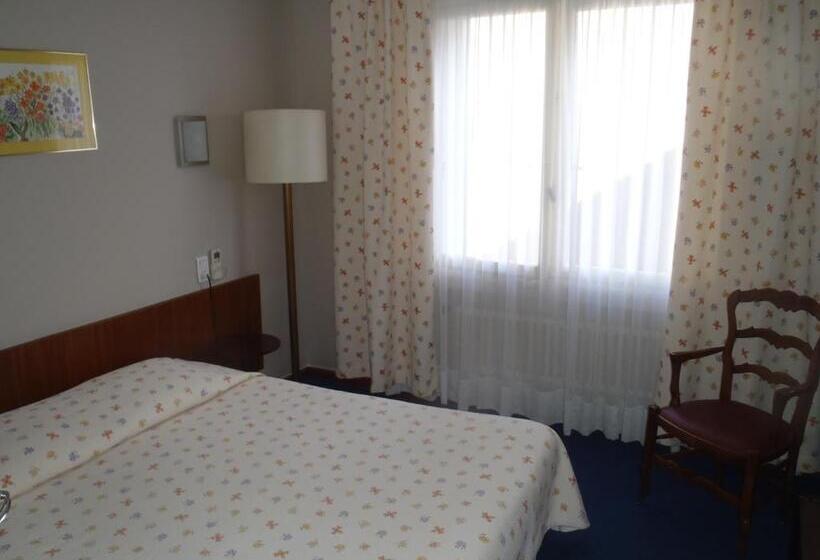 Номер Стандарт, Grand Hôtel Du Cours
