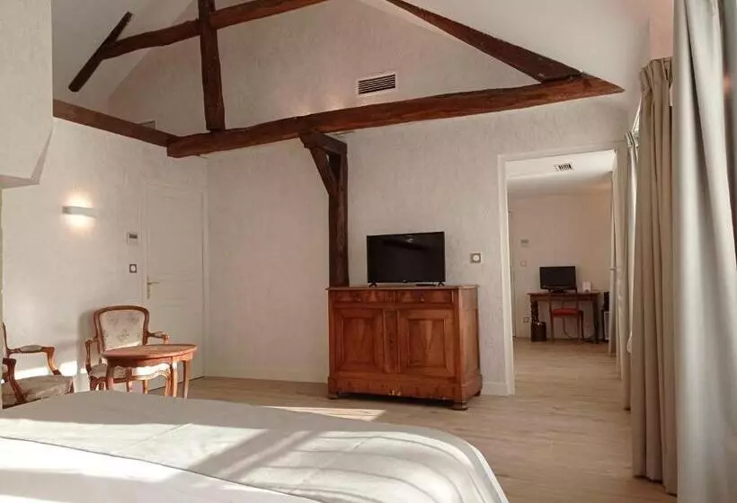 سوییت جونیور, Hôtel Grand Monarque