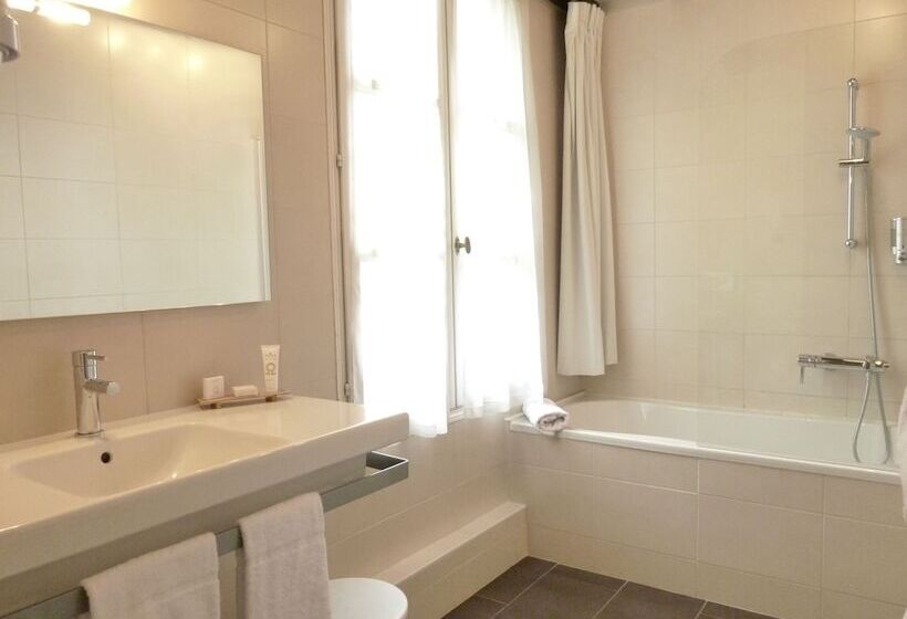 غرفة بريميوم, Hôtel Grand Monarque